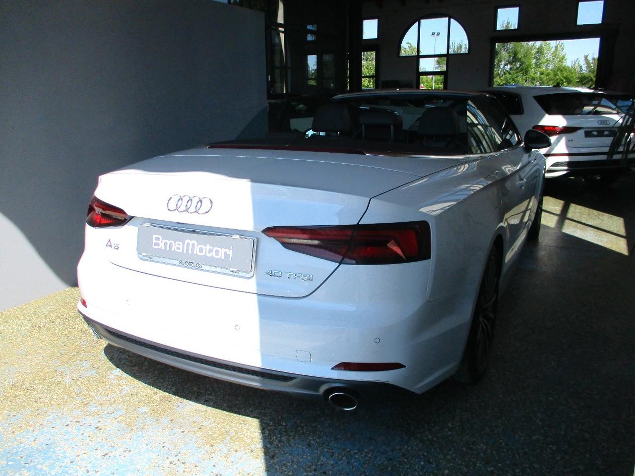 Audi A5 Cabrio 40 TFSI S tronic Sport S-LINE