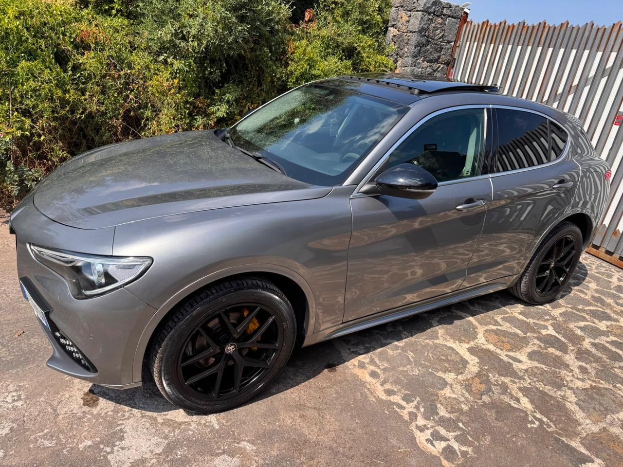 alfa romeo stelvio 2.0 turbo benzina 280cv aceto permuta