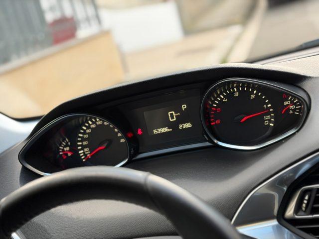 PEUGEOT 308 1.6HDi 120 EAT6 Allure