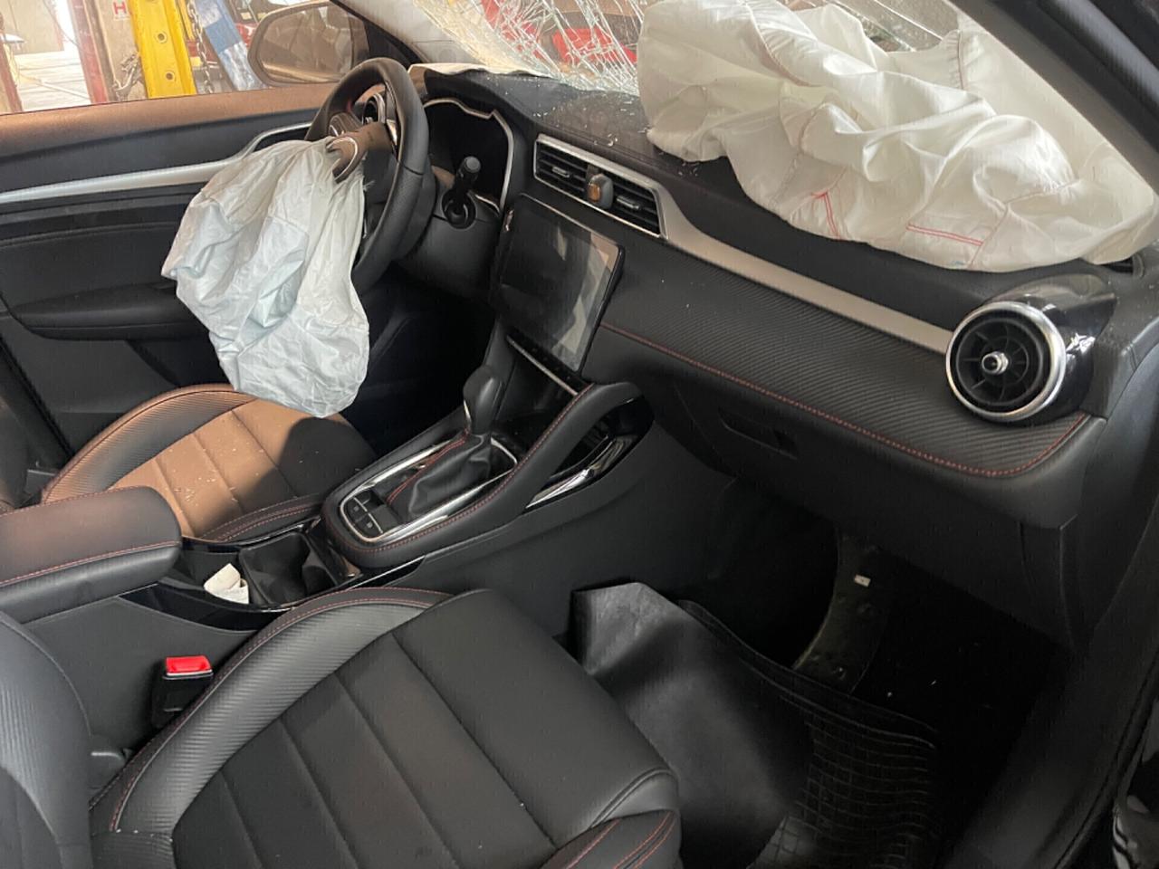 Mg ZS 2023 1.0T-GDI aut. Luxury incidentata