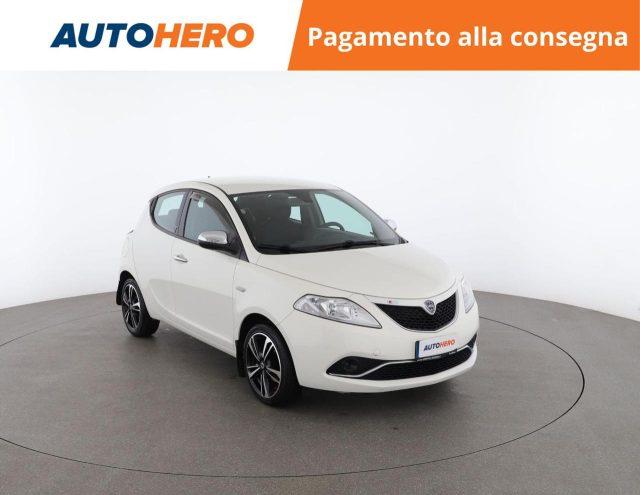 LANCIA Ypsilon 1.2 69 CV 5 porte Silver