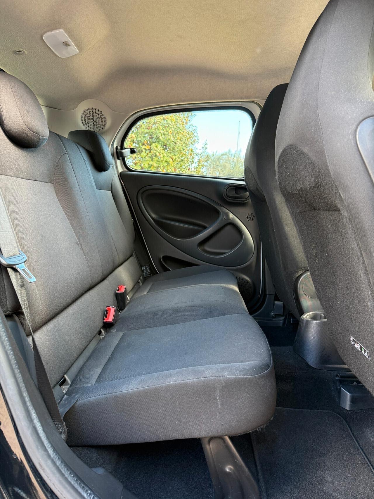 Smart ForFour 70 1.0 Youngster