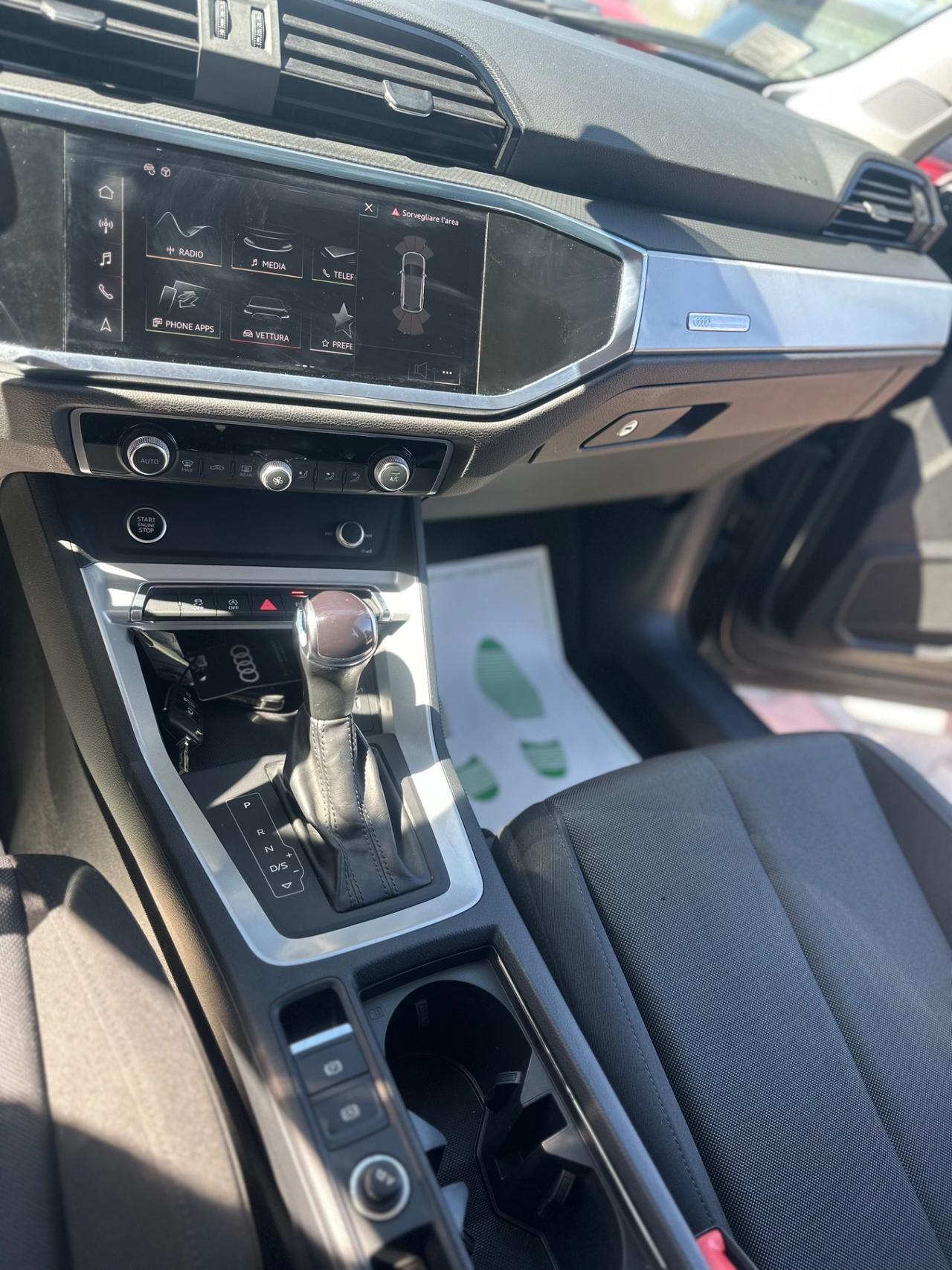 Audi Q3 35 TDI S tronic Business Advanced