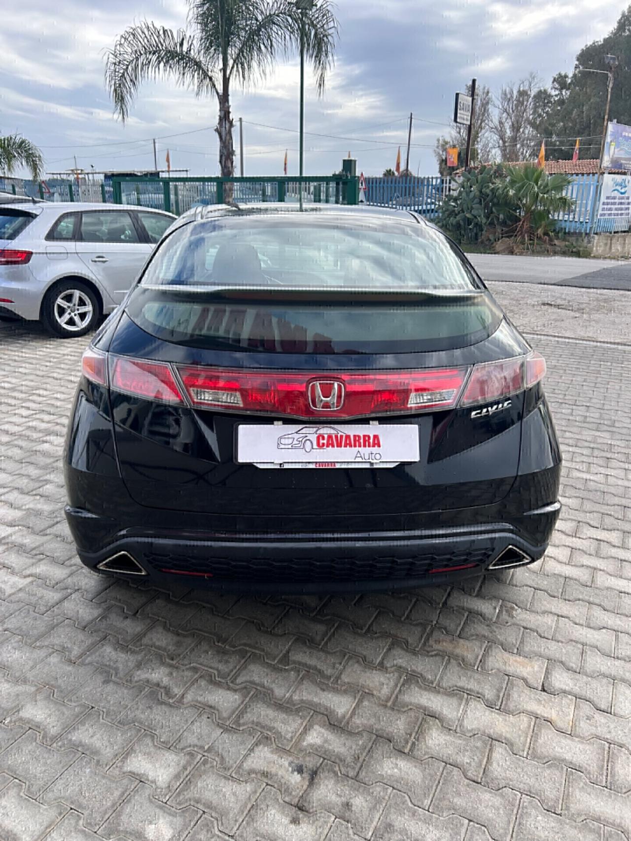 Honda Civic 2.2 i-CTDi 3p. TypeS Absol.i-P DPF