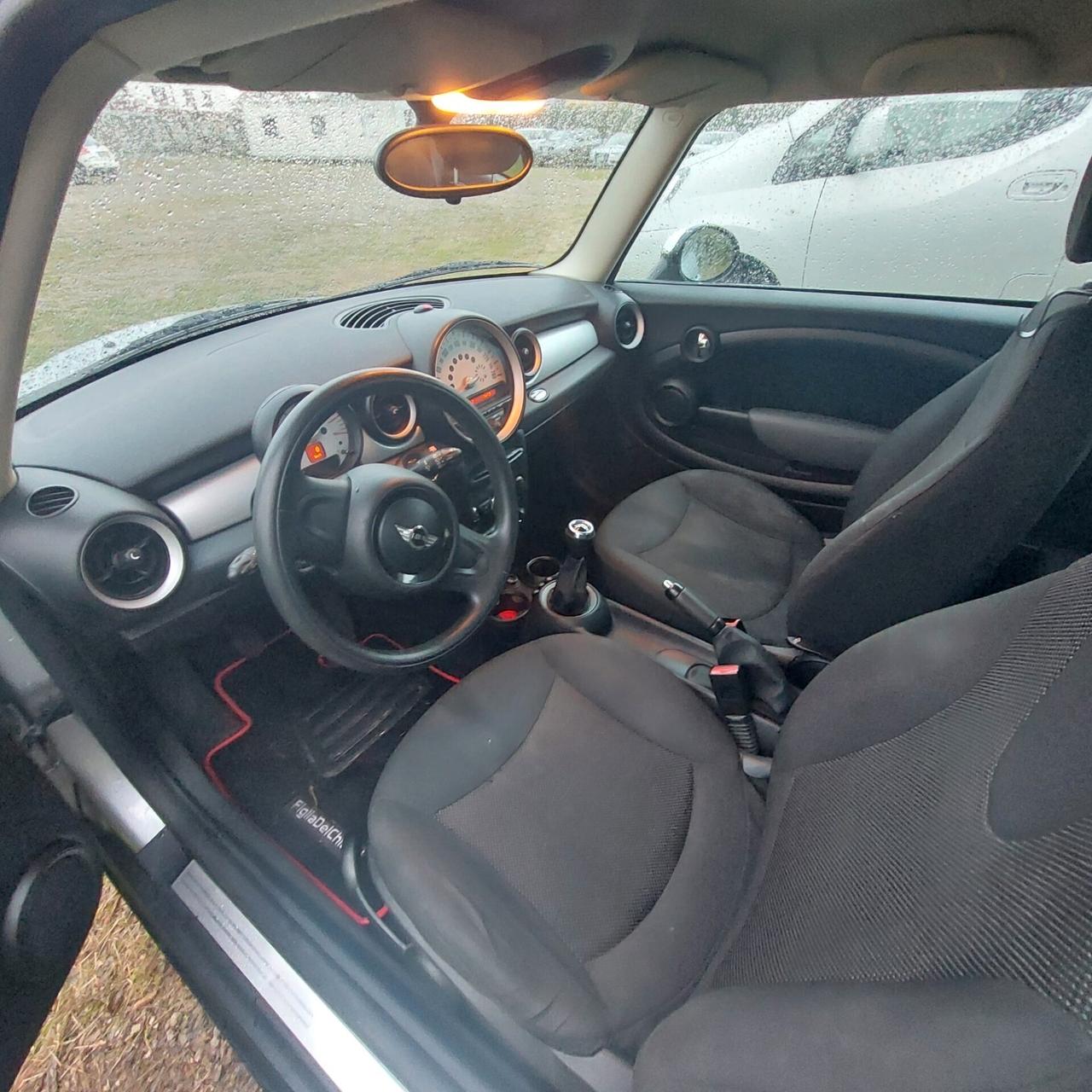 Mini 1.6 16V One (72kW)