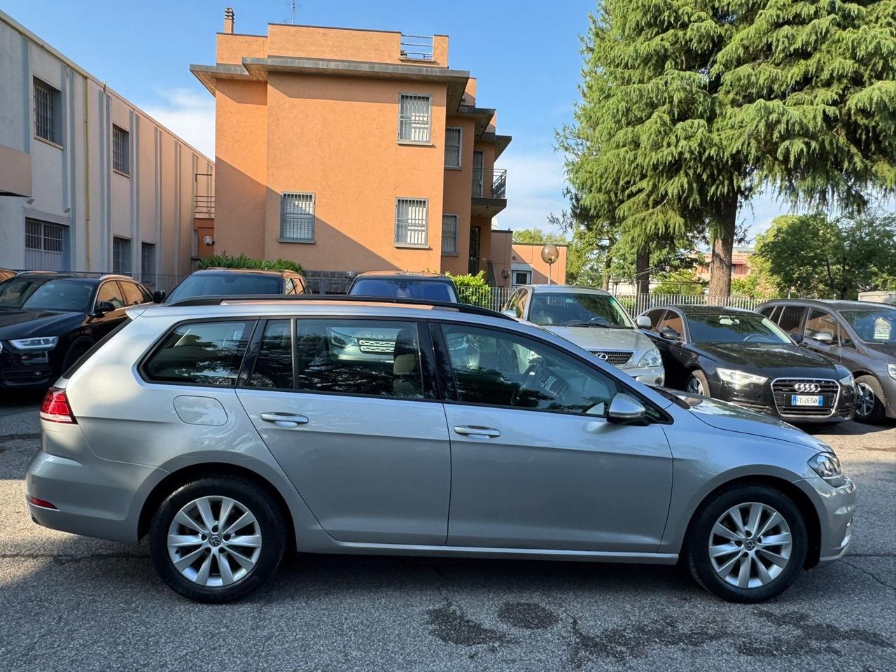 Volkswagen Golf Variant Golf Variant 1.6 TDI 115 CV DSG Business BlueMotion Tech.