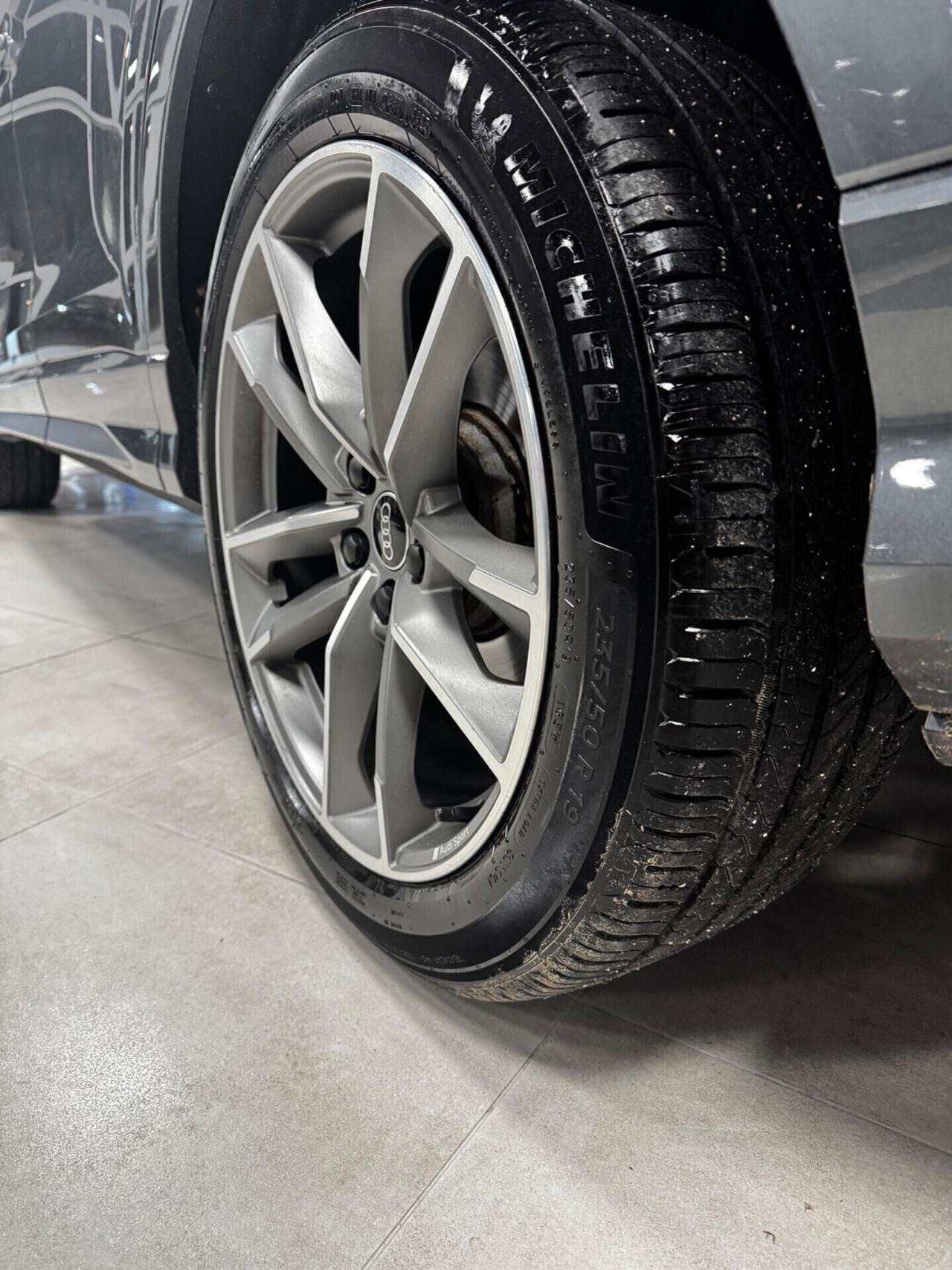 AUDI Q3 2.0 TDI QUATTRO S-TRONIC SLINE