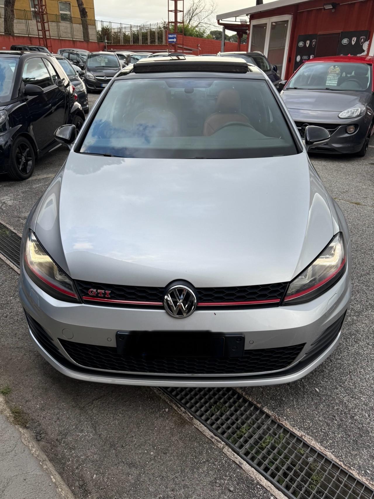 Golf GTI Performance 2.0 TSI DSG-RATE-PERMUTE-