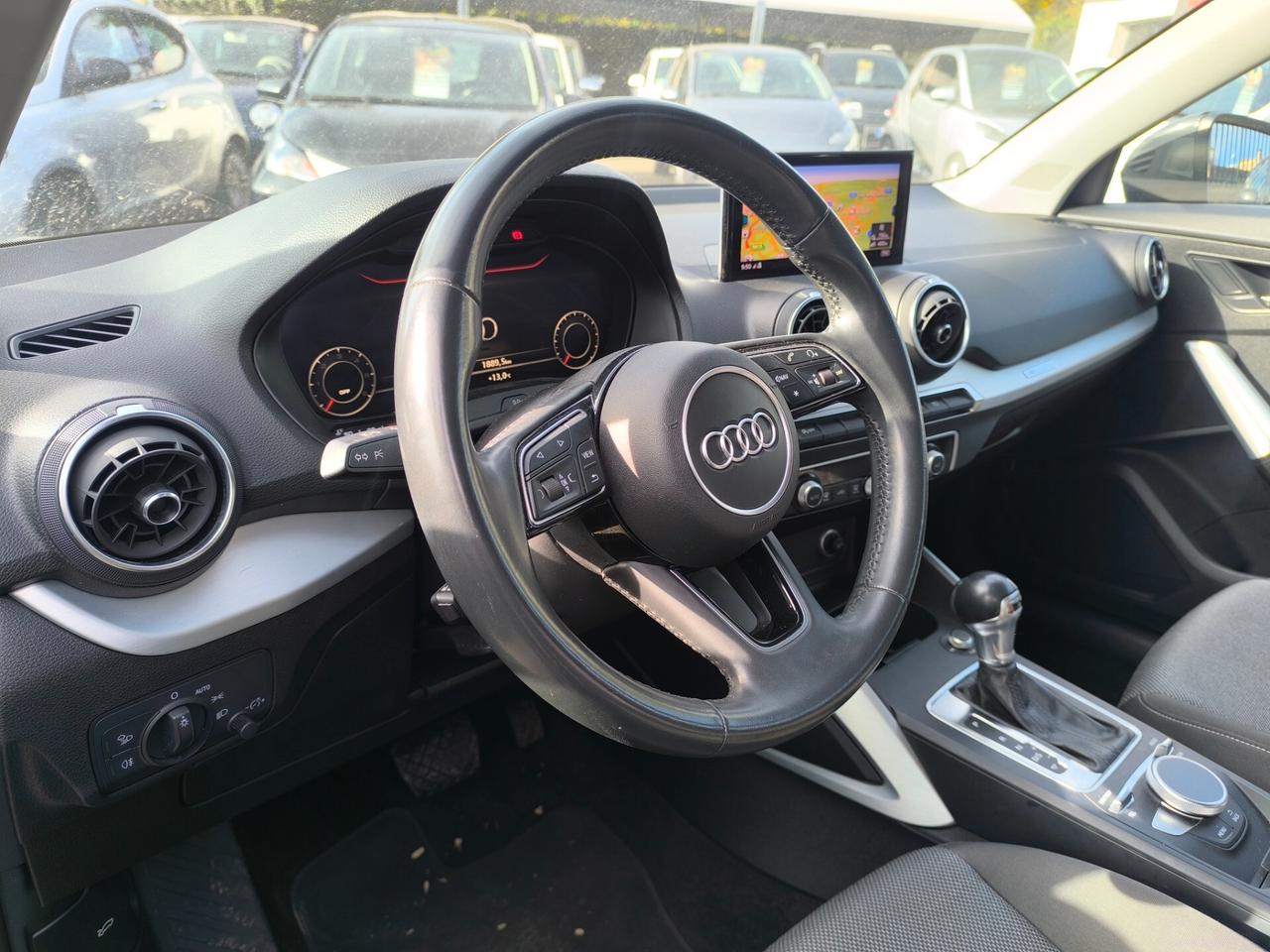 Audi Q2 30 TDI S tronic Identity Black