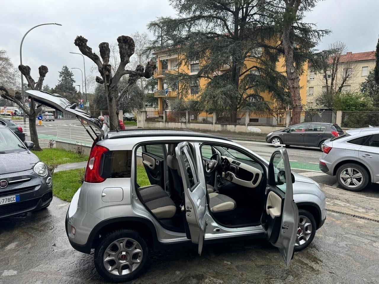 FIAT PANDA 0.9 TwinAir T. Natural P. Trekking NEOP.