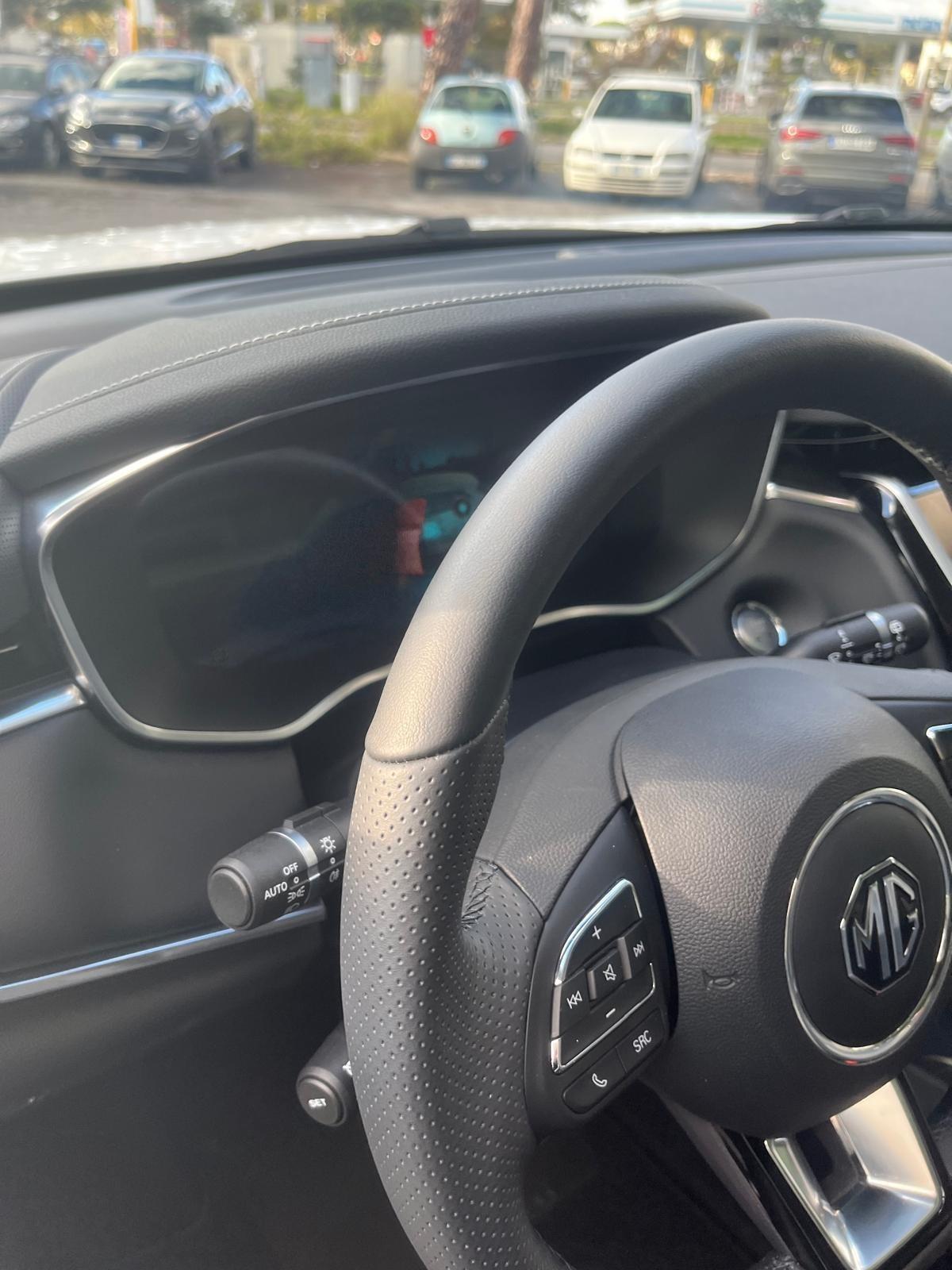 Mg Marvel R luxury