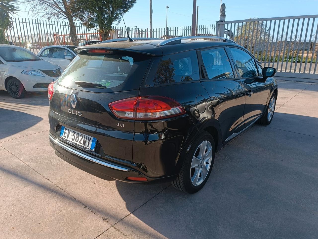 Renault Clio Sporter 1.5 dCi 8V 75CV Costume National