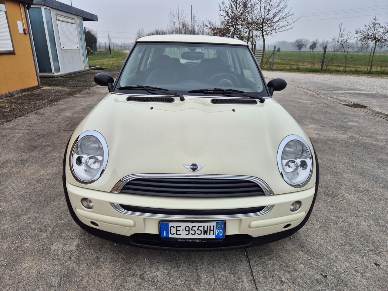 Mini 1.6 16V One de luxe