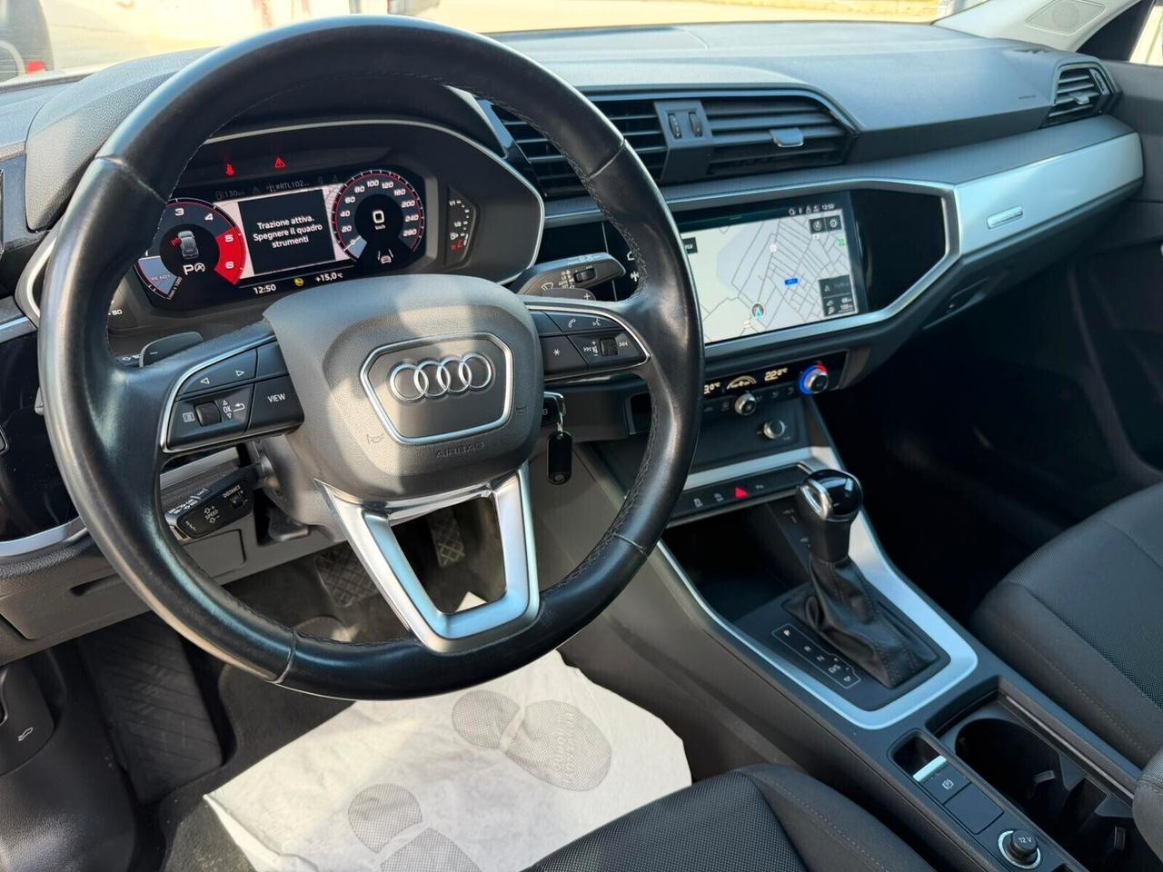 Audi Q3 35 2.0 TDI 150 CV S tronic Business Plus