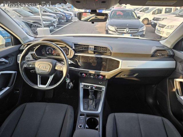 AUDI Q3 Q3 45 1.4 tfsi e Business s-tronic - GF245ET