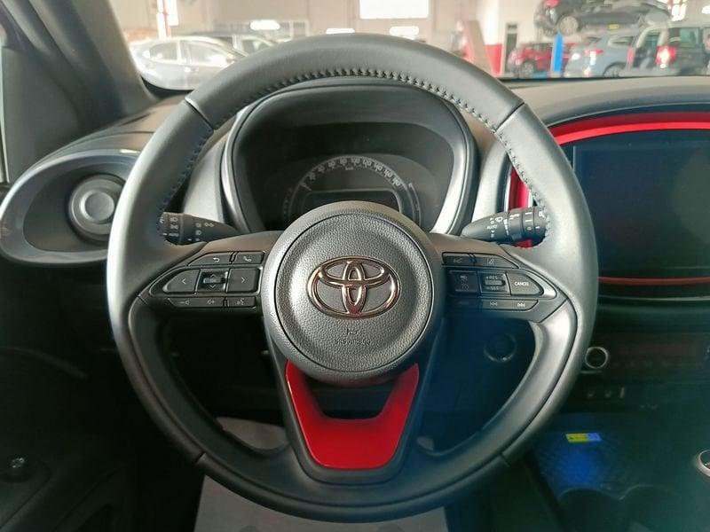 Toyota Aygo X 1.0 VVT-i 72 CV 5p. Undercover NEOPATENTATI