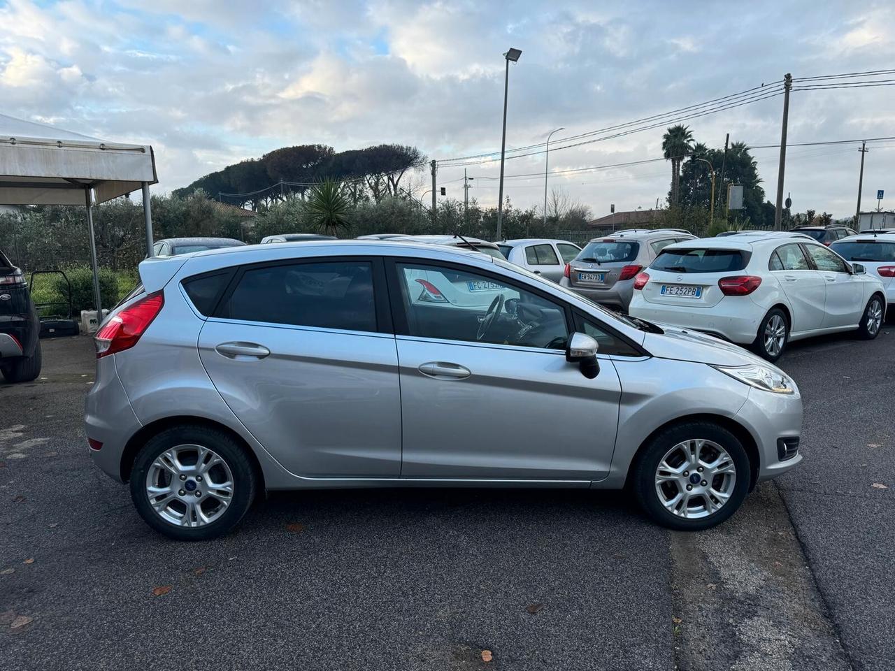 Ford Fiesta 1.4 GPL 95CV 5P TITANIUM 2016