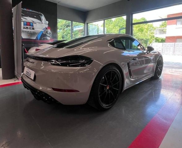 Porsche Cayman 4.0 GTS pdk