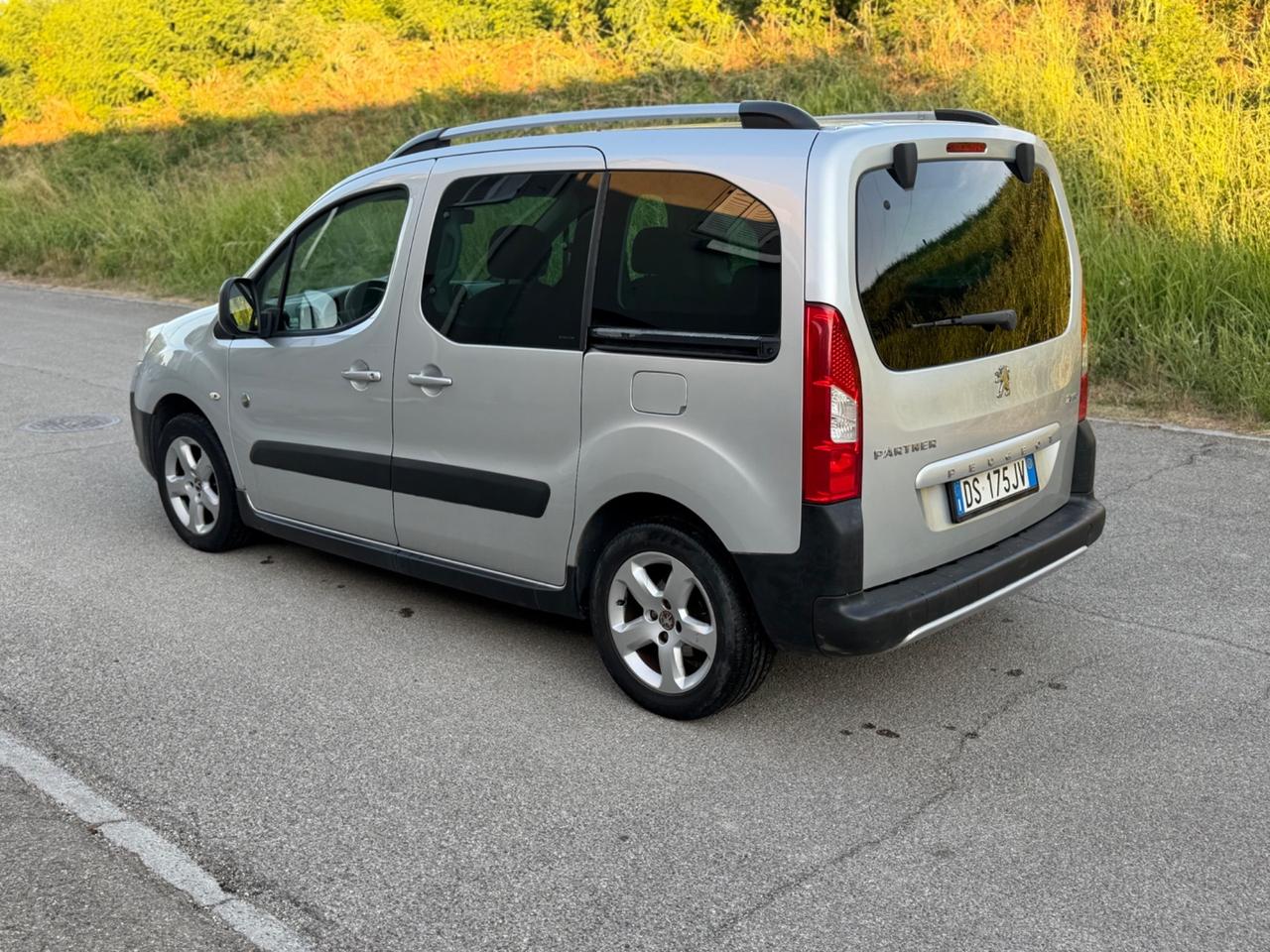 Peugeot Partner Tepee 1.6 90CV //GPL//