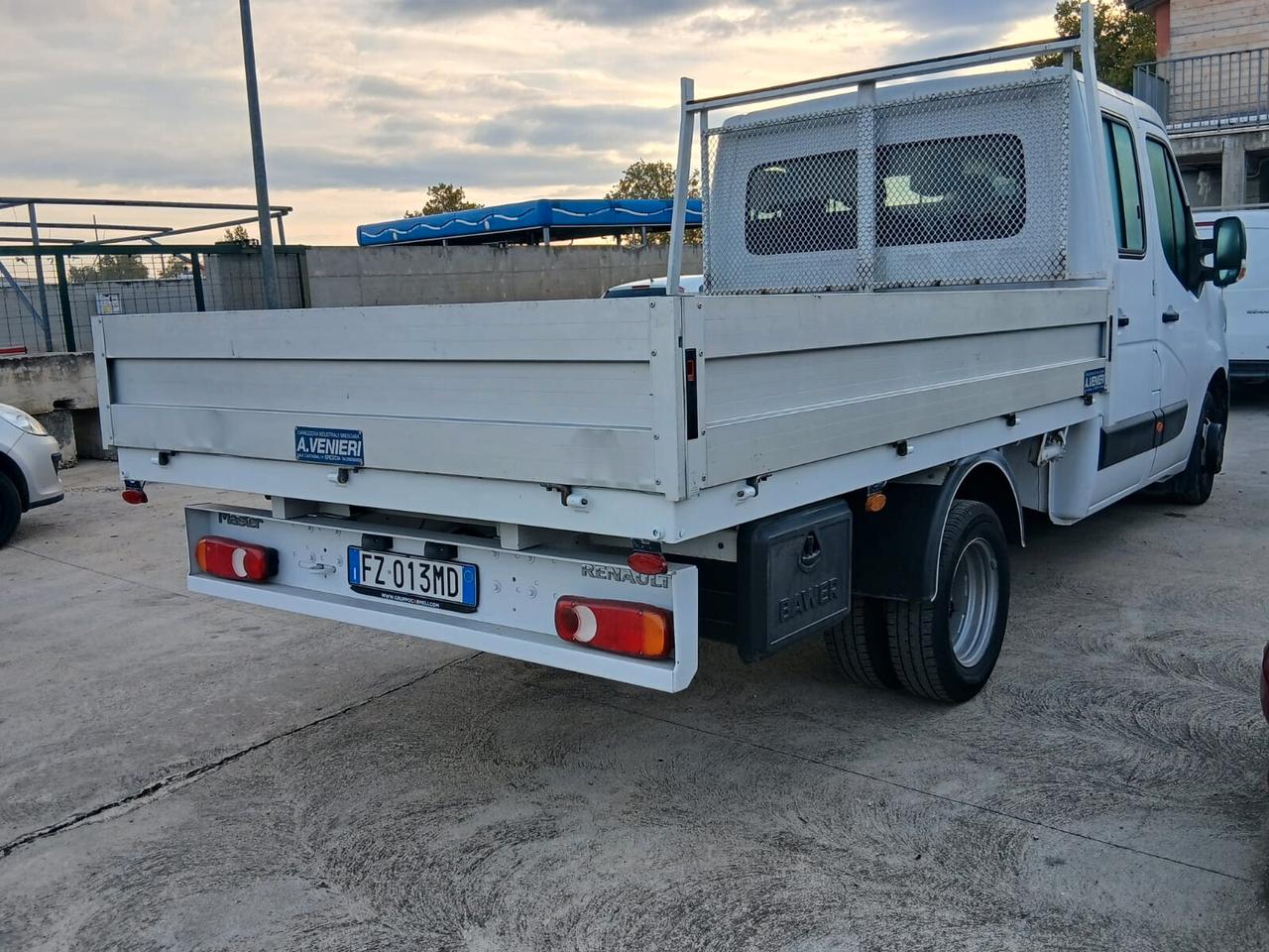 RENAULT MASTER IV 35 RWD - DOPPIA CABINA (C38)