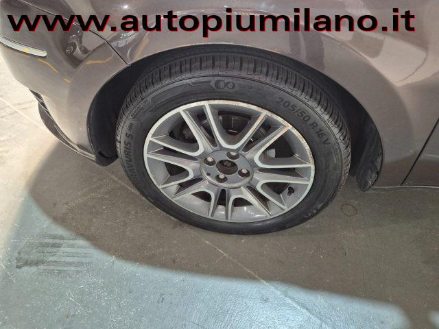 LANCIA MUSA 1.4 16V Platino