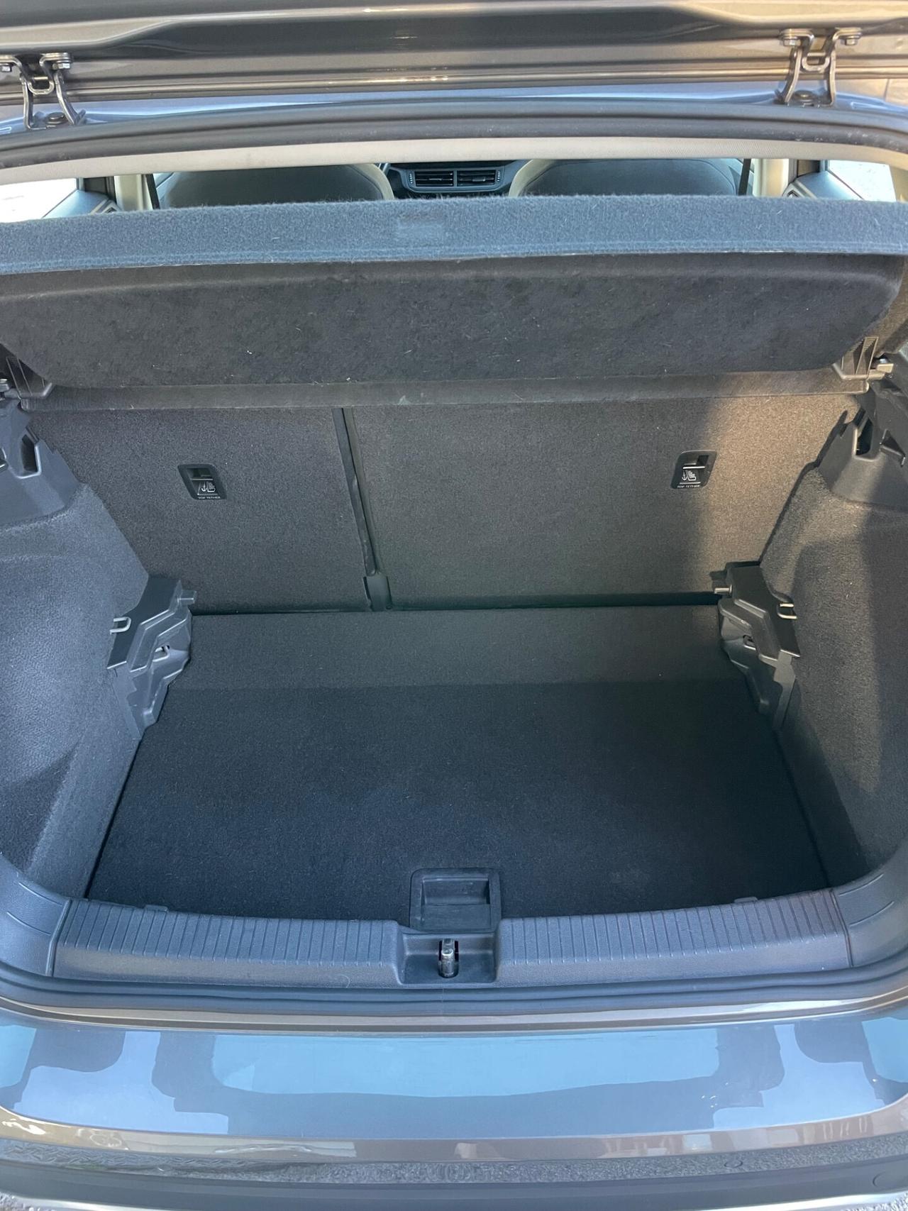 Volkswagen T-Cross 1.0 TSI Style BMT