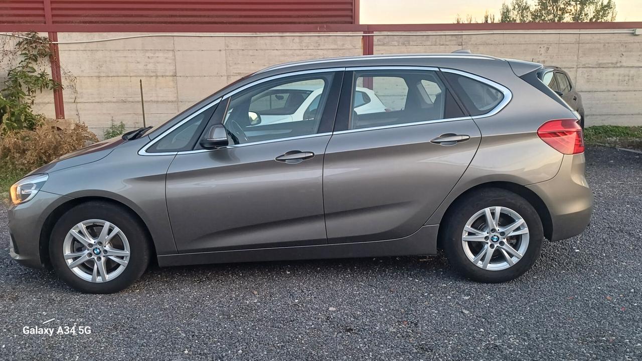 Bmw 2er Active Tourer 218i Luxury