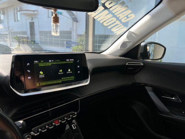 PEUGEOT 2008 BlueHDi 130 S&S EAT8 Allure Navi Pack da?189,00