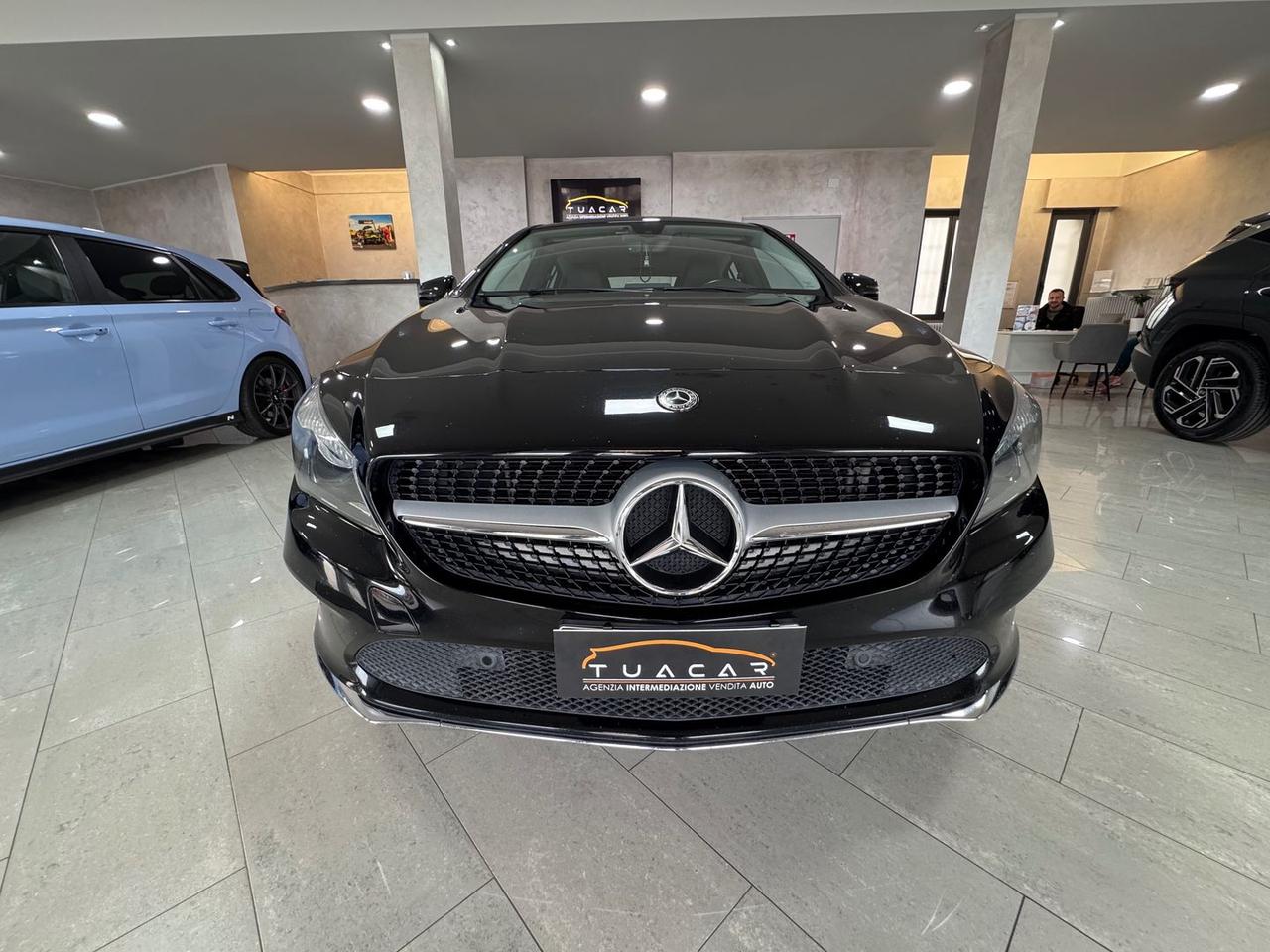 Mercedes-Benz CLA 200 Business