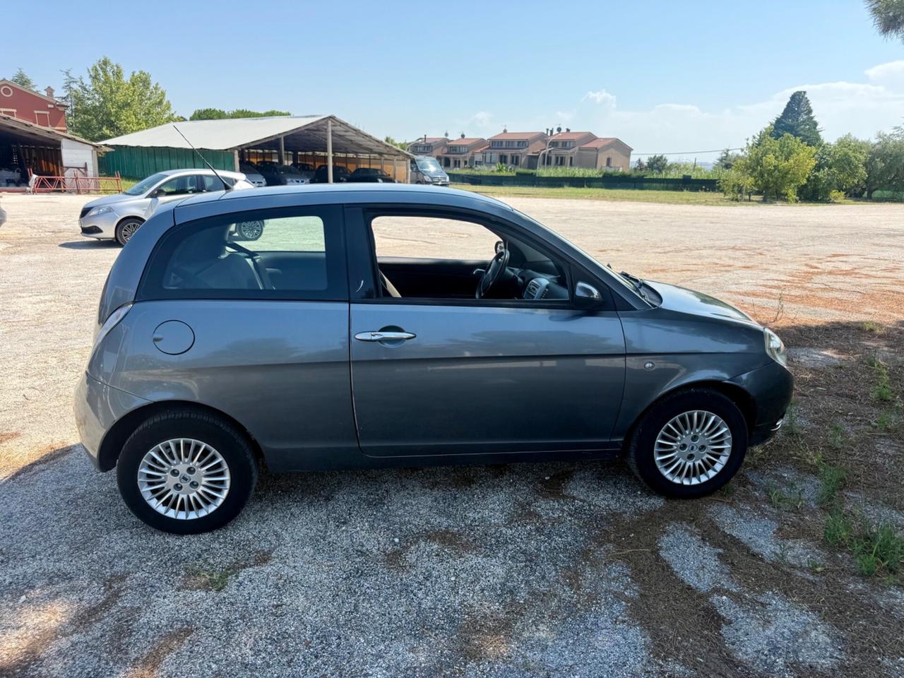 Lancia Ypsilon 1.2 Benzina/Metano NEOPATENTATI