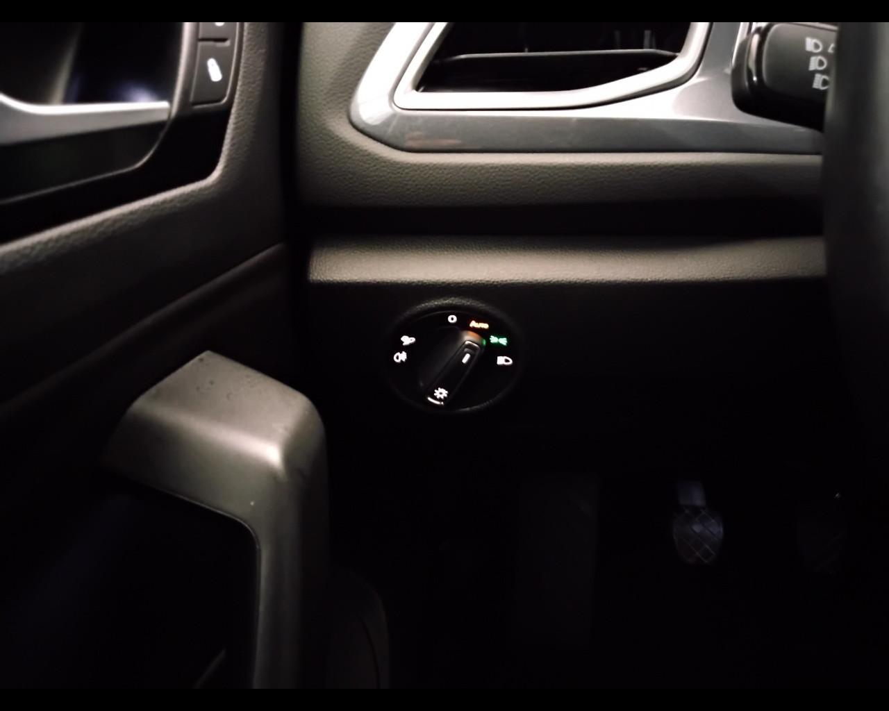 VOLKSWAGEN T-Roc I 2022 - T-Roc 1.0 tsi Style 110cv