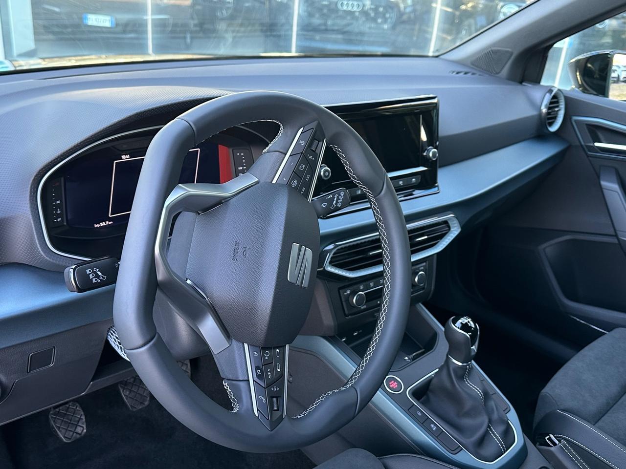 SEAT Arona 1.0 Xperience possibilità noleggio no scoring