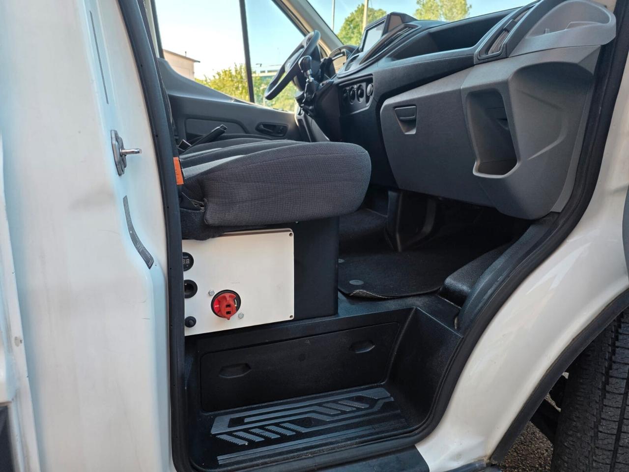 Ford Transit 290 2.0TDCi 130CV Camperizzato G.traino