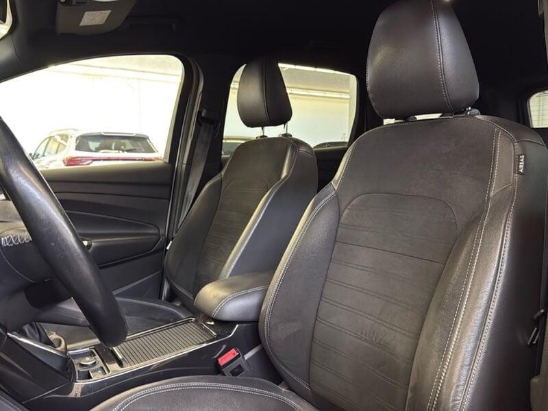 Ford Kuga 1.5 TDCi 120CV S&S 2WD ST-Line