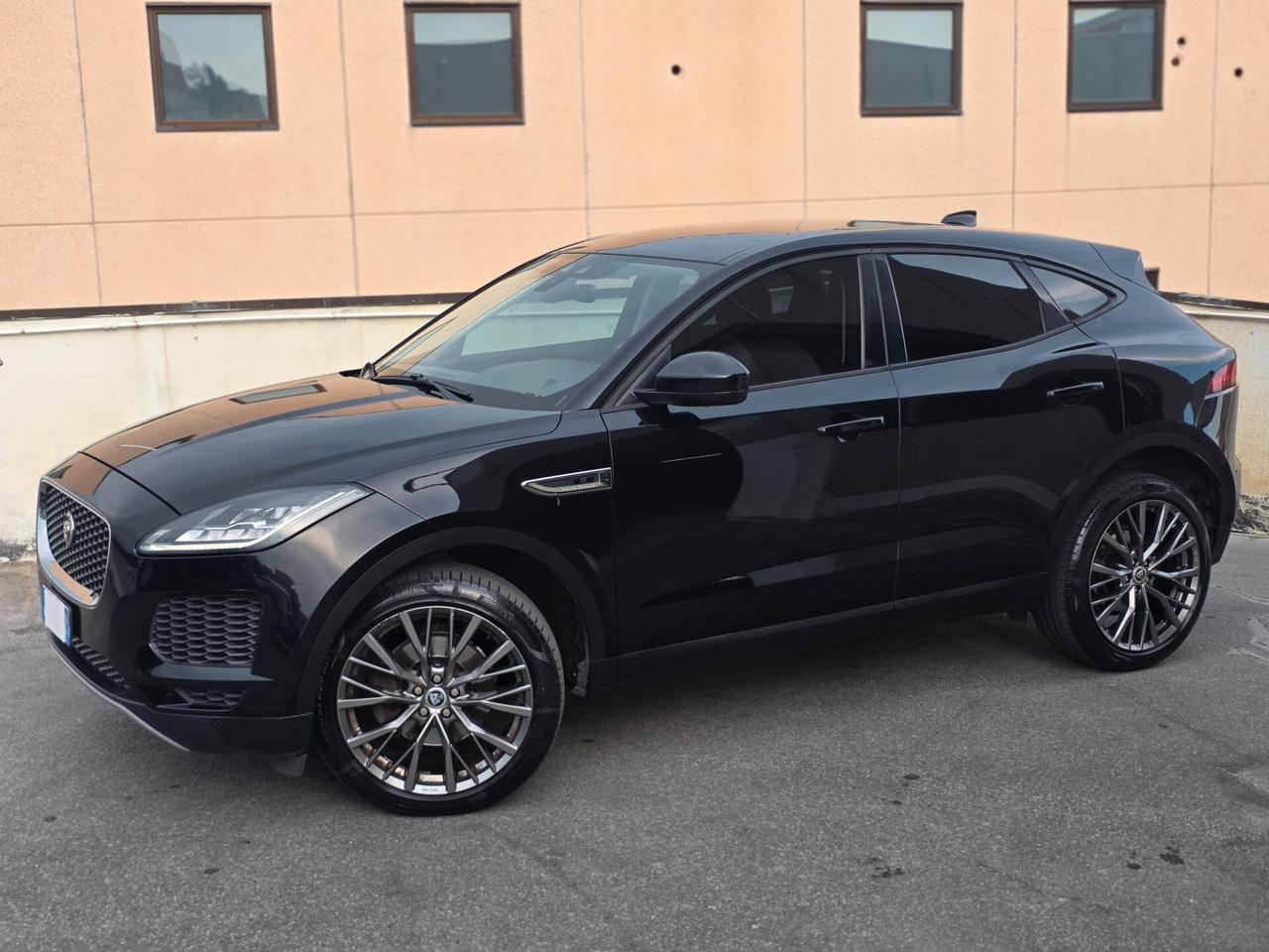 Jaguar E-Pace 2.0D 150 CV AWD aut. R-Dynamic HSE