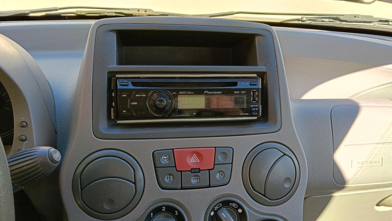 FIAT PANDA 1.2 BENZ-2005