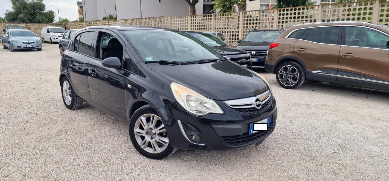 Opel Corsa 1.2 Benz Sport Crono casa madre