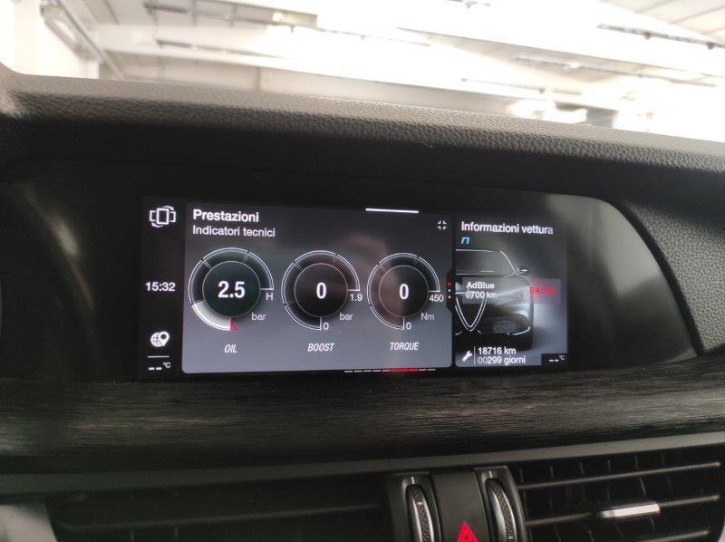 ALFA ROMEO Stelvio (AUTOCARRO) 2.2 Turbodiesel 160 CV AT8 RWD Business