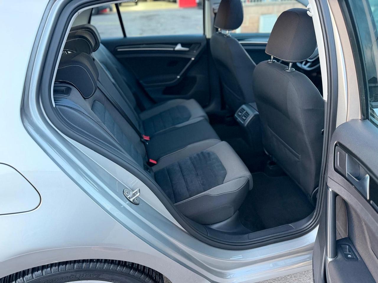 Volkswagen Golf 2.0 TDI 5p. 4MOTION Highline BlueMotion Technology