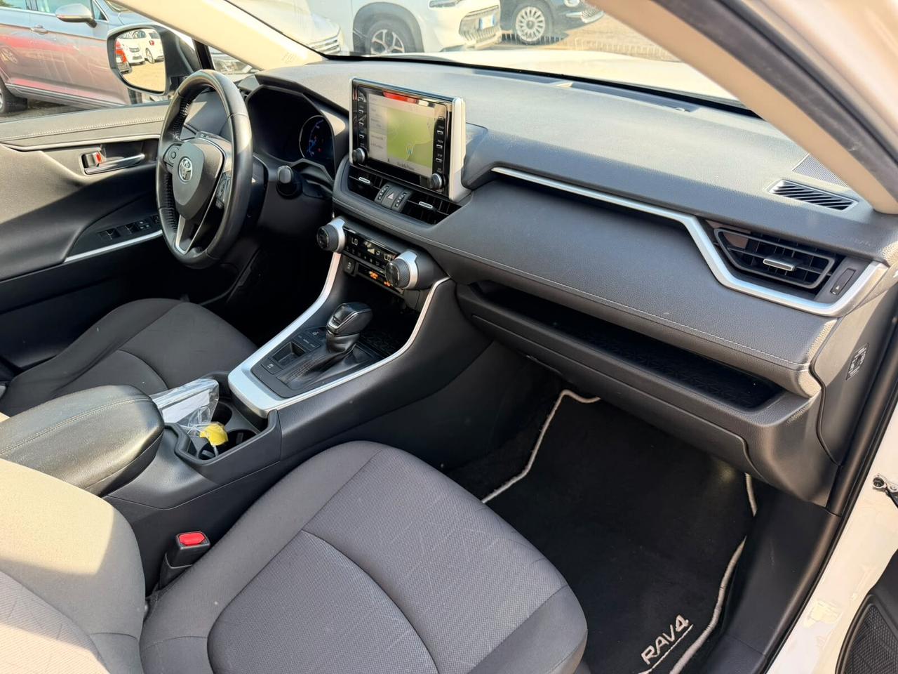 Toyota RAV 4 RAV4 2.5 HV (218CV) E-CVT 2WD Active