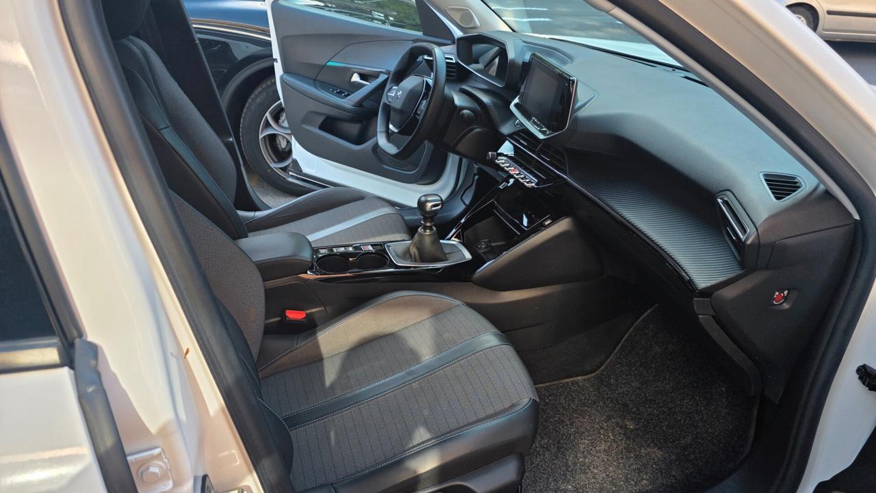Peugeot 2008 BlueHDi 110 S&S Active Pack