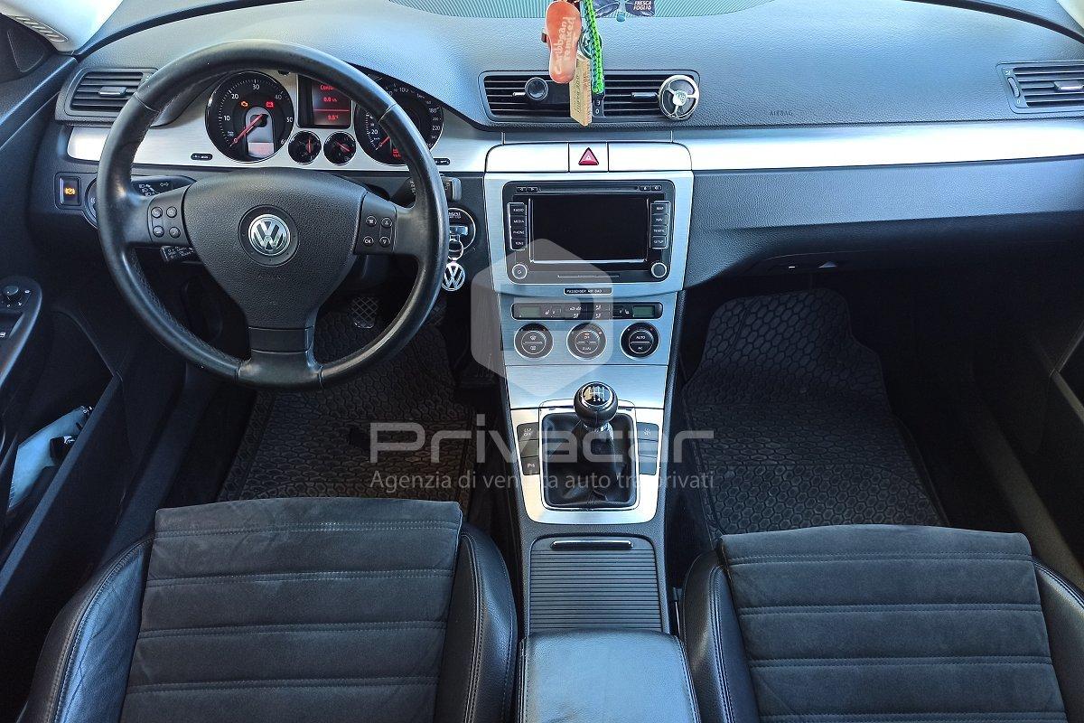 VOLKSWAGEN Passat 2.0 TDI DPF Var. Highline