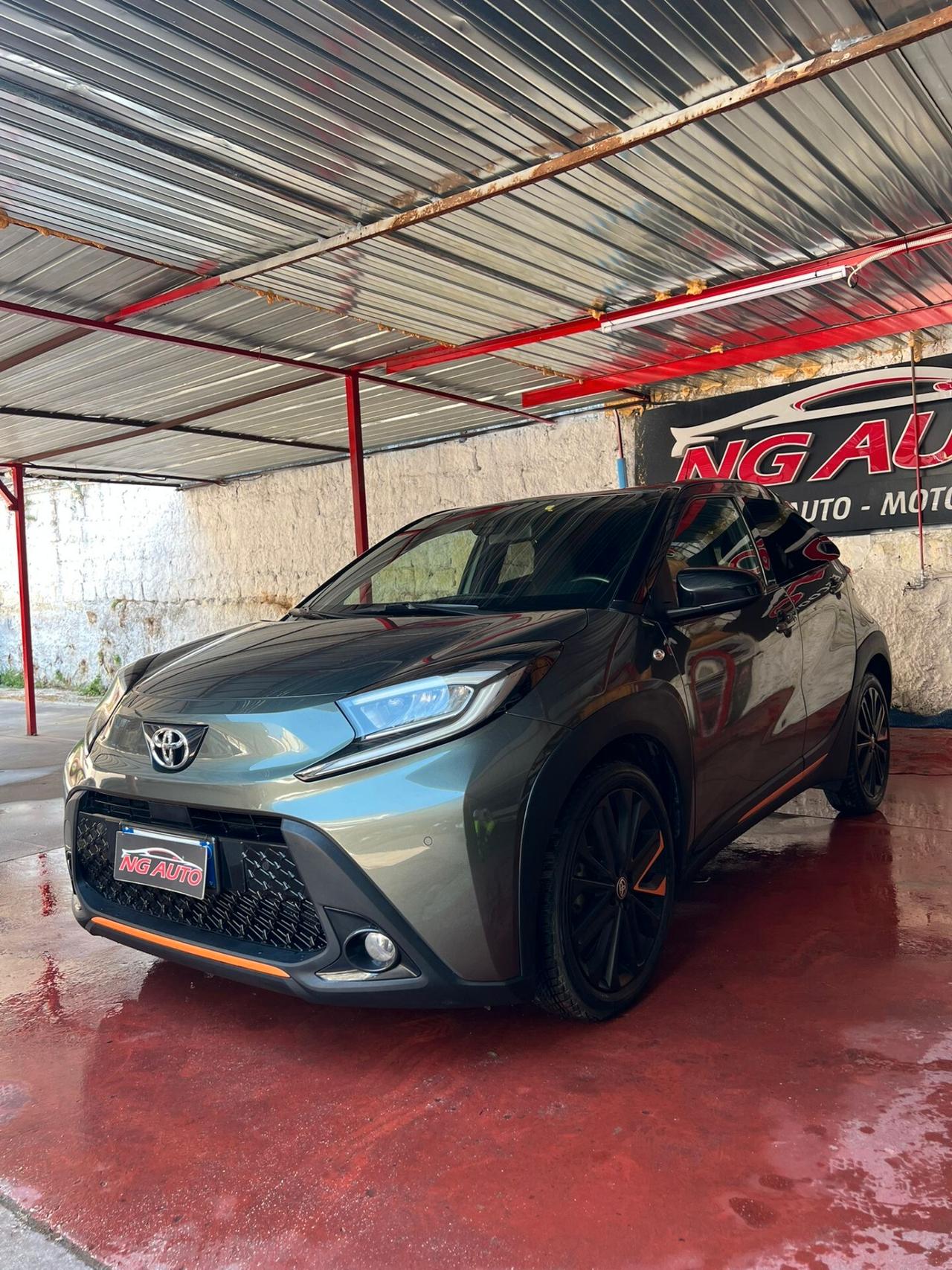Toyota Aygo X 1.0 72cv AUTOMATICA Limited S-JBL