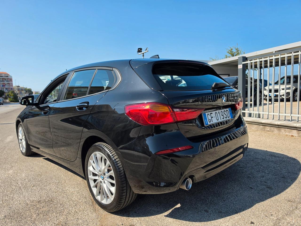 Bmw 116 116d 5p. Business Advantage Automatica