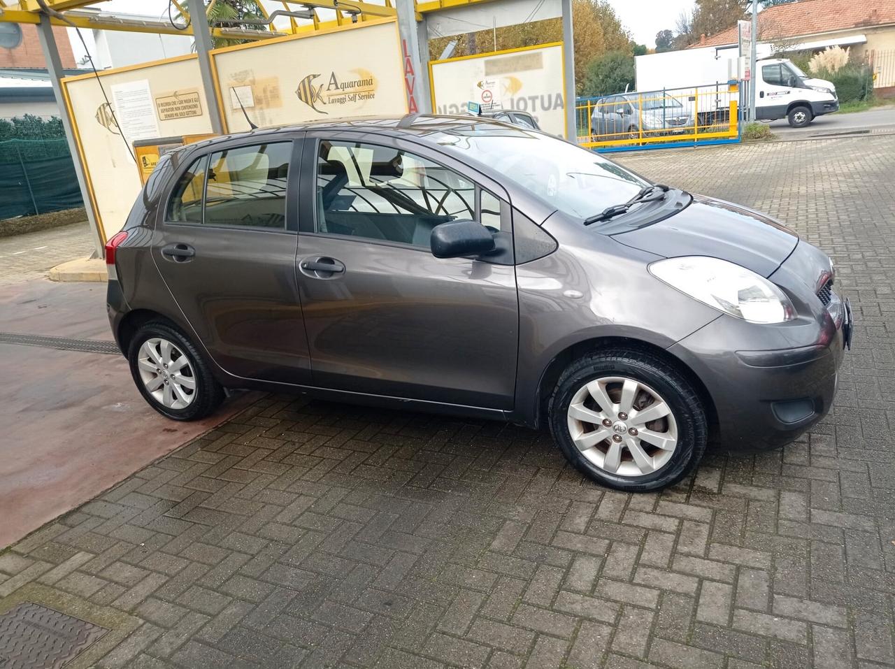 Toyota Yaris 1.0 5 porte Now(TRATTABILE