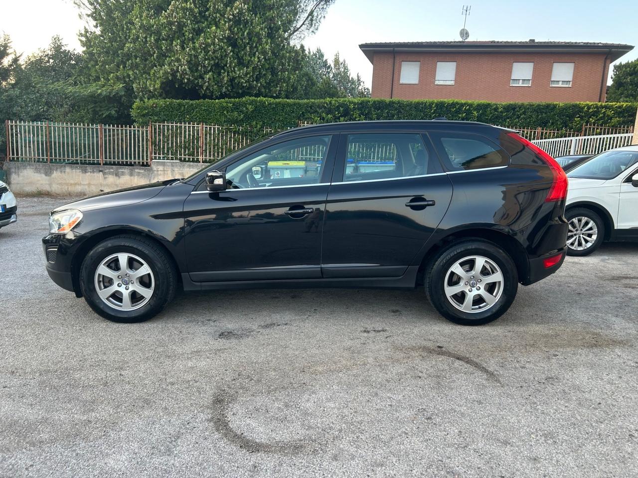 Volvo XC 60 XC60 D4 4X4 Geartronic Momentum