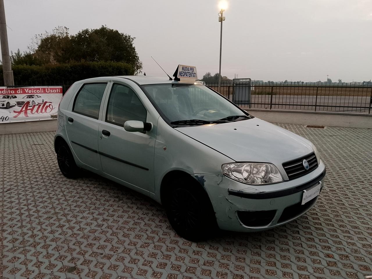Fiat Punto 1.2 Benzina-NEOPAT-125.000-2004