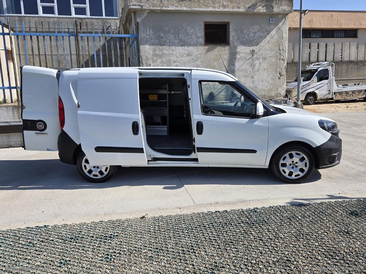 Doblò 1.6 MJT 120CV S&S Lounge Maxi