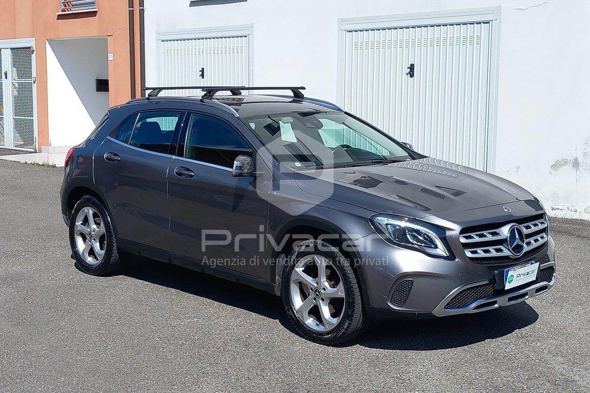 MERCEDES GLA 180 d Sport
