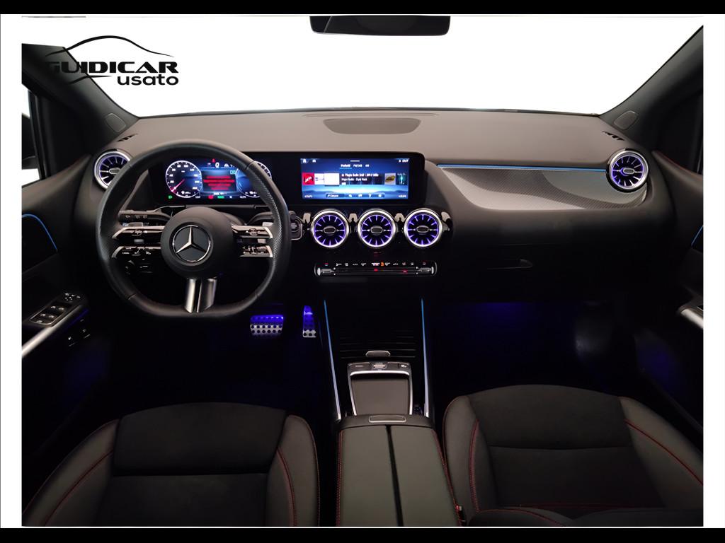 Mercedes-Benz Classe B - W247 2023 - B 250 e phev AMG Line Premium auto
